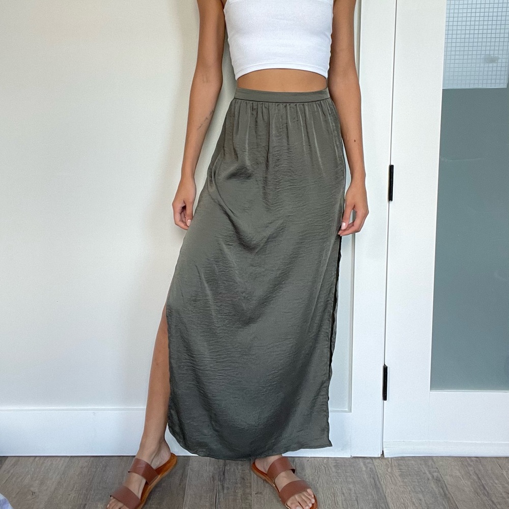 Beach please ⛱ - Picture 2 of 5